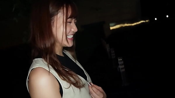 圧倒的ビジュな長身美人× 極上くびれボディ【なつ(アパレル)】