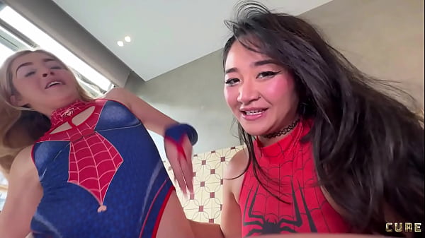 Spider Girl Threeway